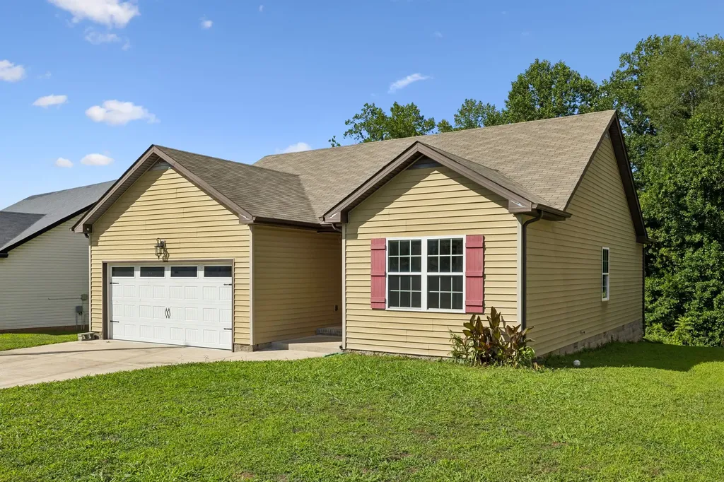 1405 Jenny Lane Clarksville TN 37042