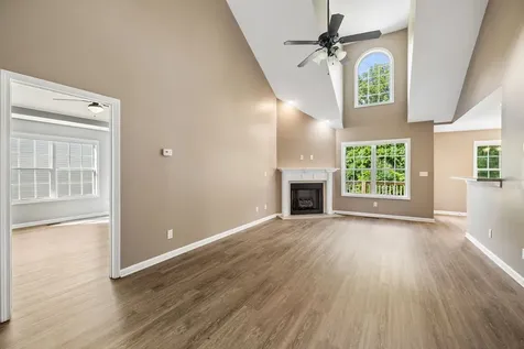 1405 Jenny Lane Clarksville TN 37042