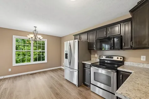 1405 Jenny Lane Clarksville TN 37042