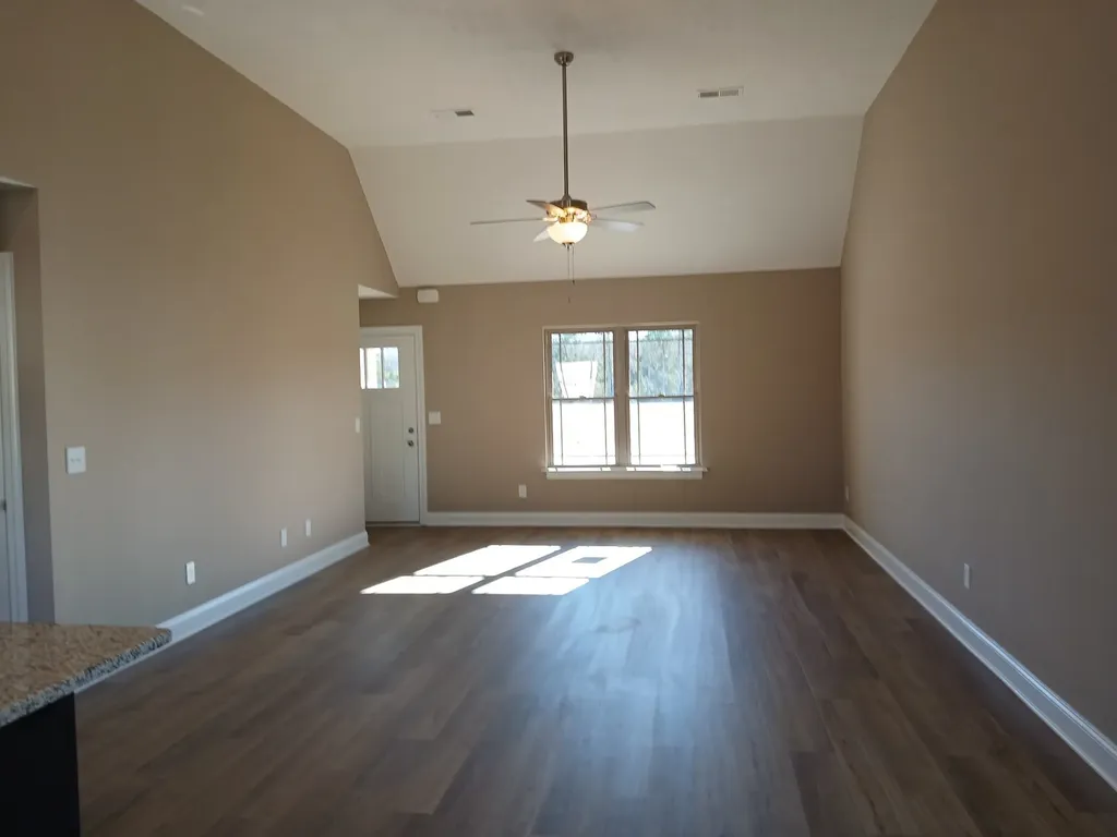 2855 Upstream Road Christiana TN 37037