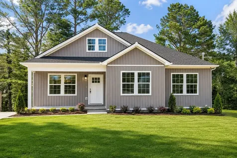 108 Phillips Road Charlotte TN 37036