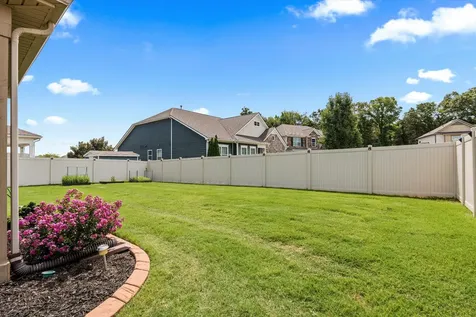 6633 Tulip Tree Drive Murfreesboro TN 37128