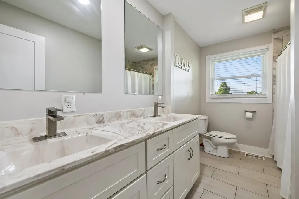4579 Old Coopertown Road Greenbrier TN 37073