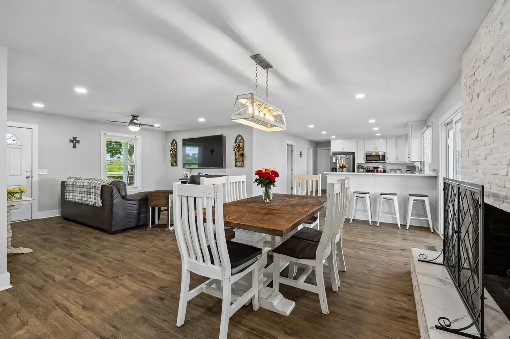 4579 Old Coopertown Road Greenbrier TN 37073