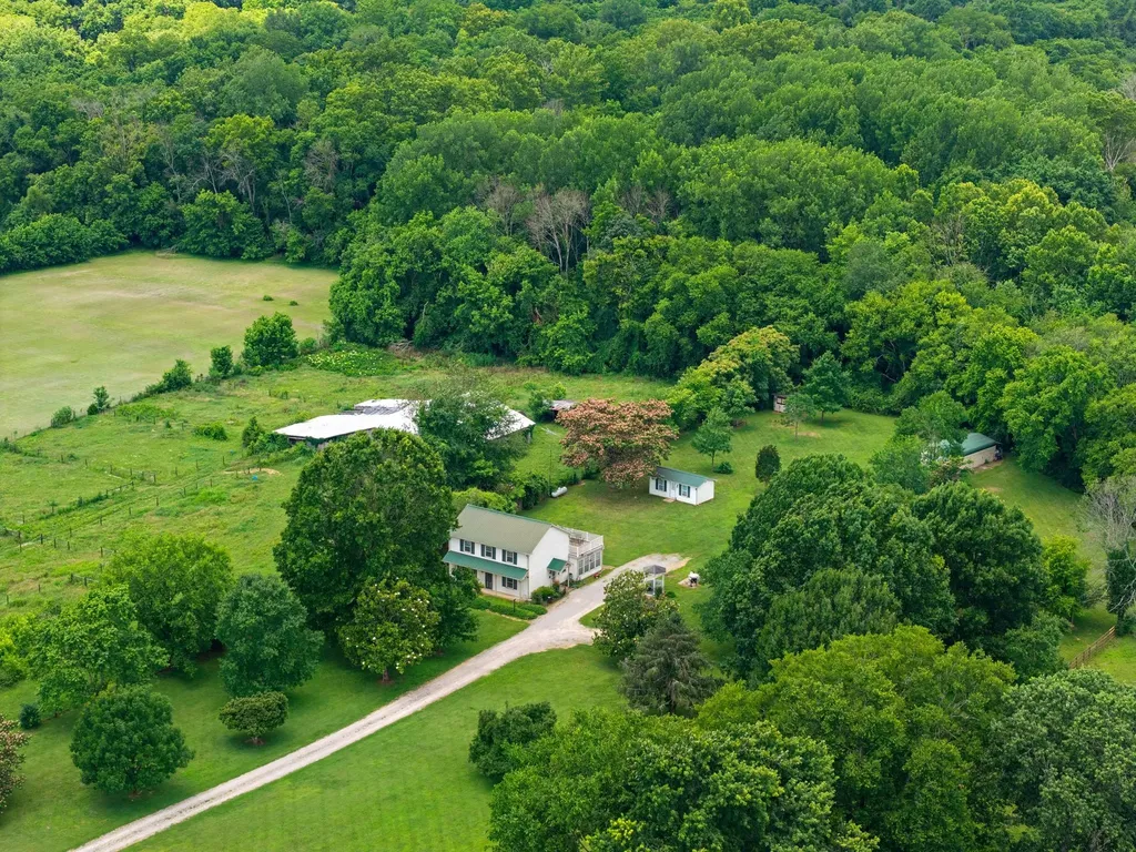 2097 Carters Creek Pike Franklin TN 37064