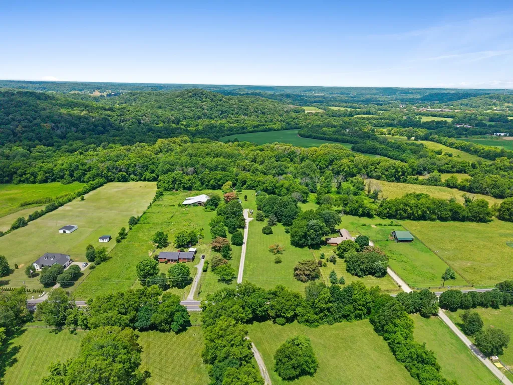 2097 Carters Creek Pike Franklin TN 37064