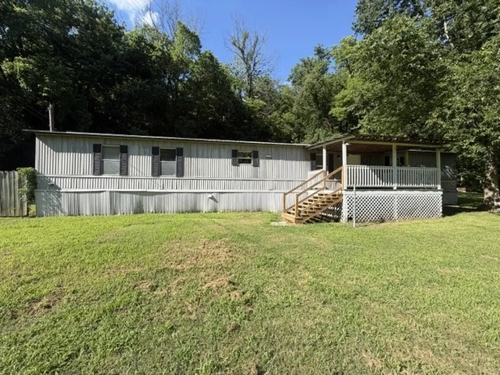 1040 Chestnut Road Ashland City TN 37015