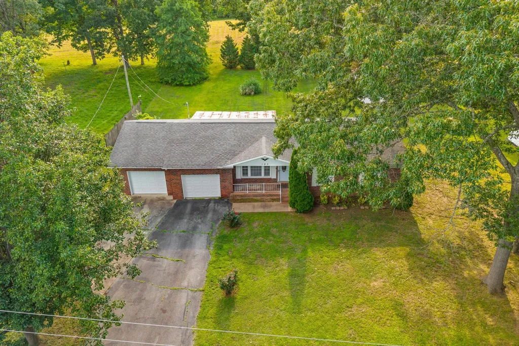 103 Hazelnut Avenue Camden TN 38320