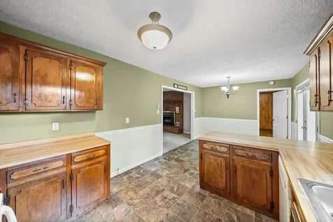 103 Hazelnut Avenue Camden TN 38320