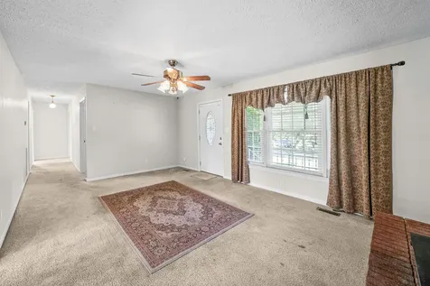 103 Hazelnut Avenue Camden TN 38320