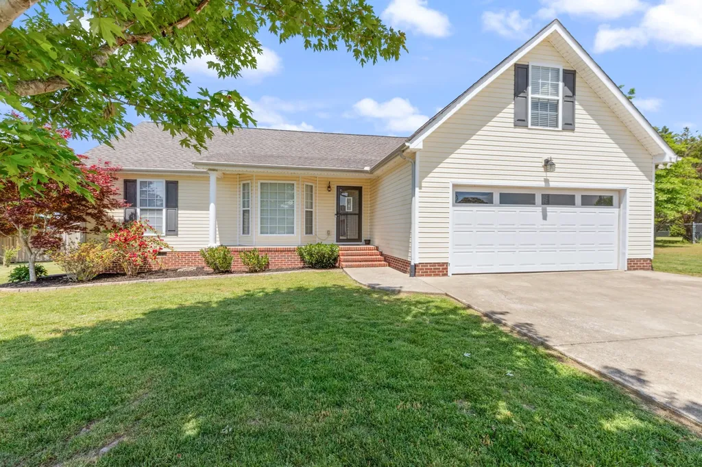 207 Coleman Drive White Bluff TN 37187