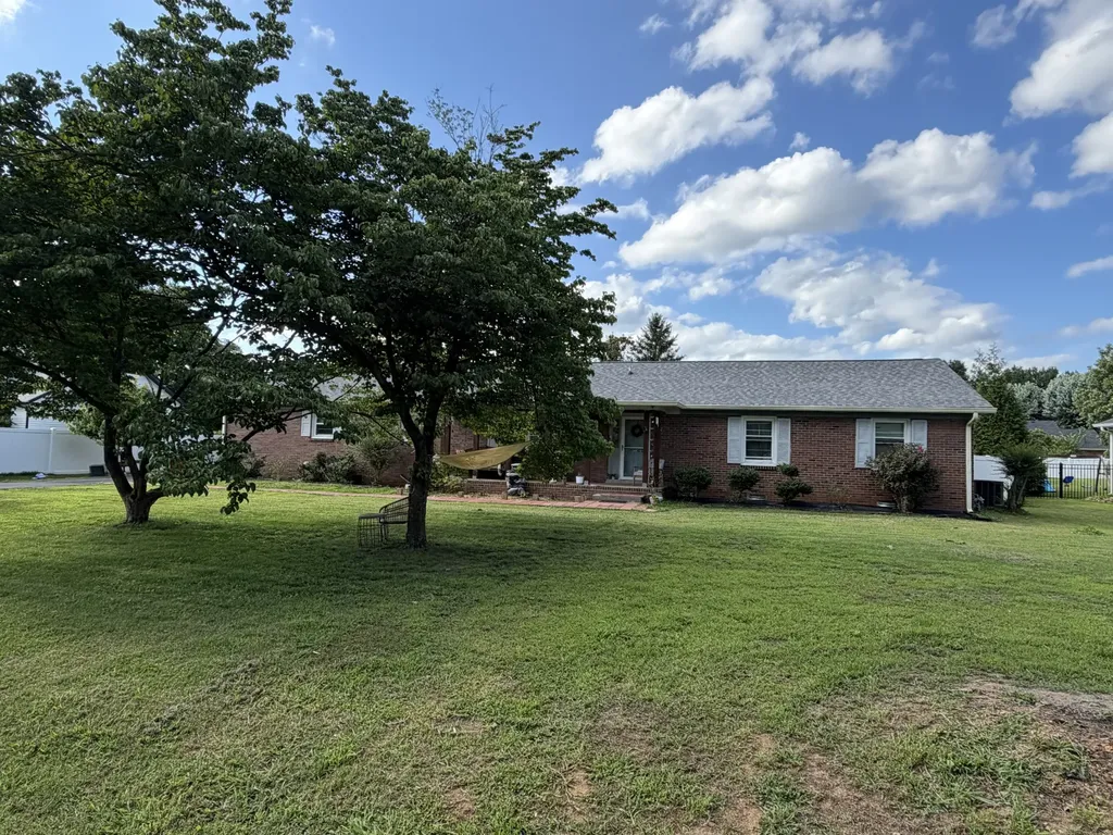 5042 Creekside Drive Murfreesboro TN 37128