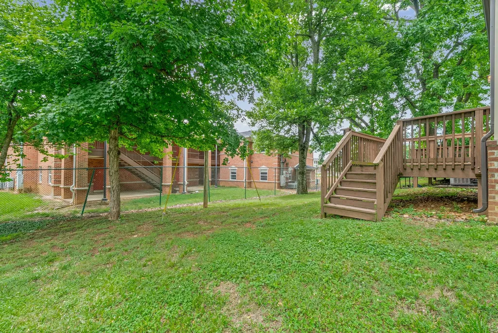754 Robb Avenue Clarksville TN 37040