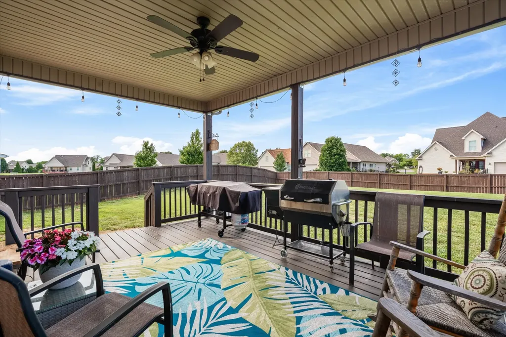 129 Chisum Court Clarksville TN 37043