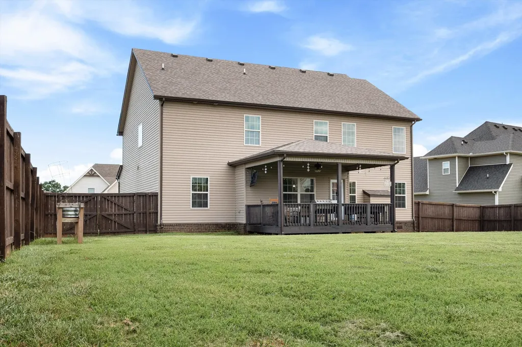 129 Chisum Court Clarksville TN 37043
