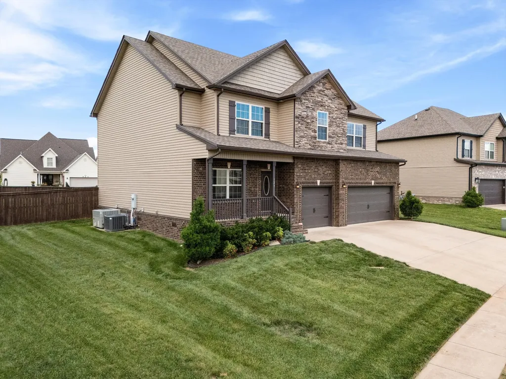 129 Chisum Court Clarksville TN 37043
