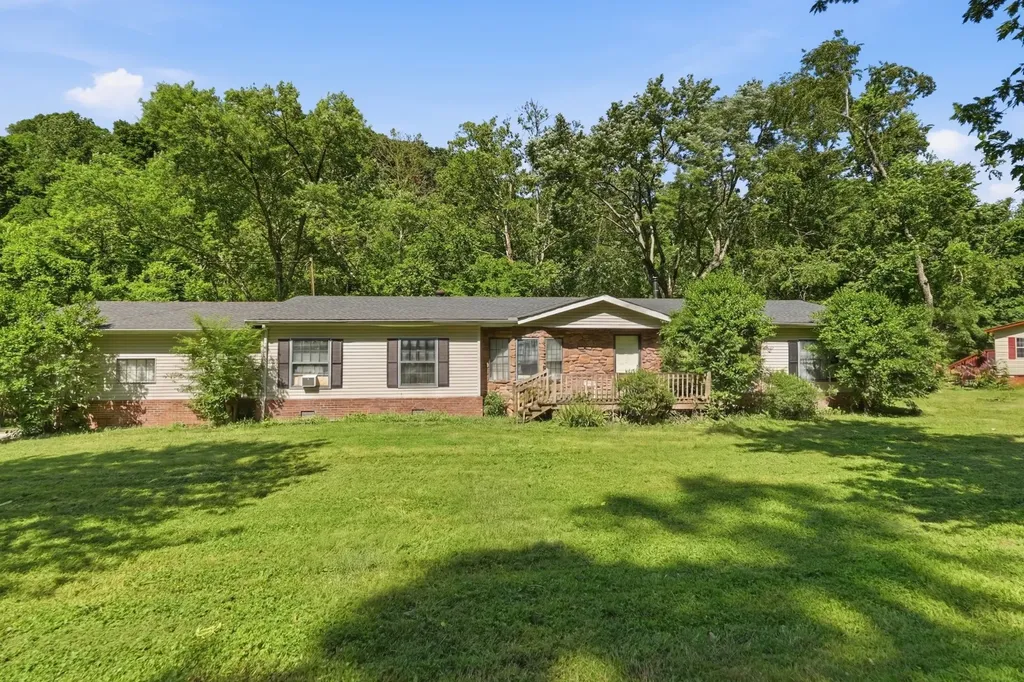 2420 Baker Road Goodlettsville TN 37072