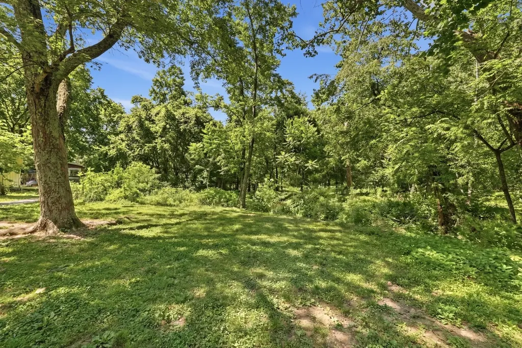 2420 Baker Road Goodlettsville TN 37072