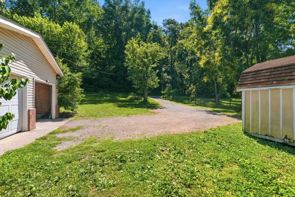 2420 Baker Road Goodlettsville TN 37072