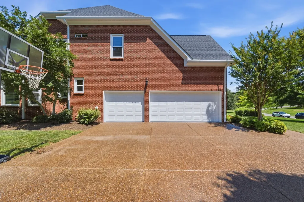 9236 Prestmoor Place Brentwood TN 37027