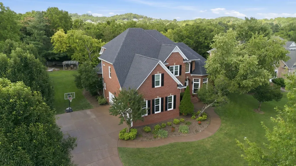 9236 Prestmoor Place Brentwood TN 37027
