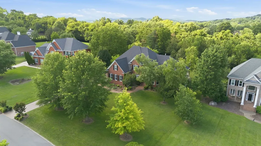 9236 Prestmoor Place Brentwood TN 37027