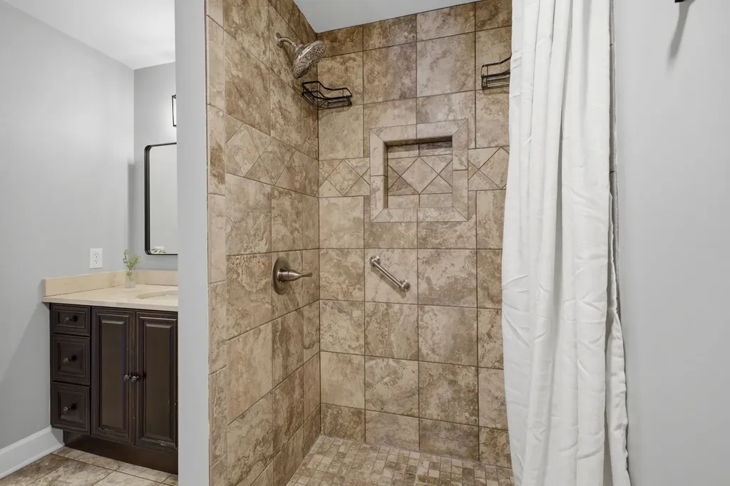 6544 Redmond Lane Nashville TN 37211