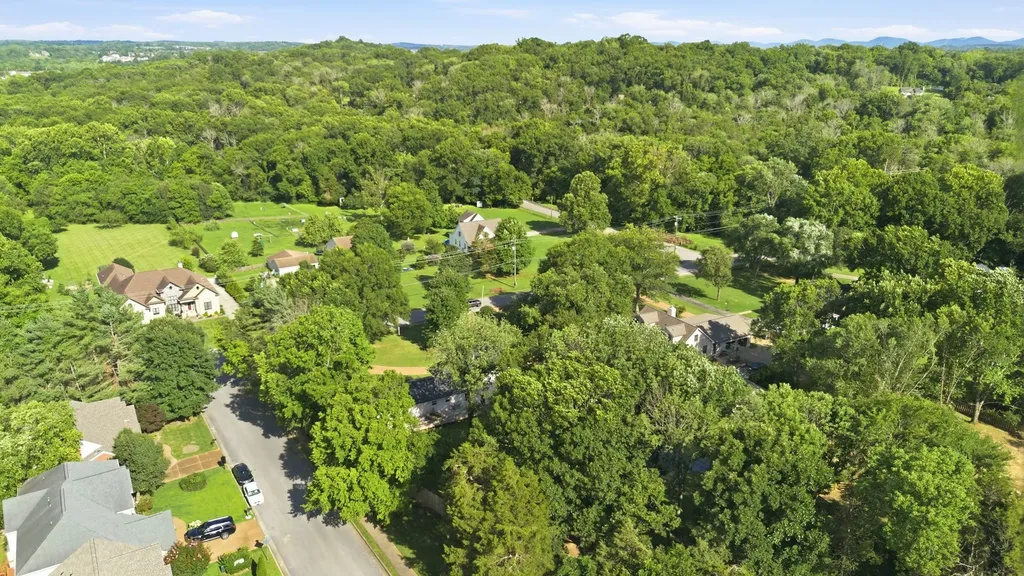 6544 Redmond Lane Nashville TN 37211