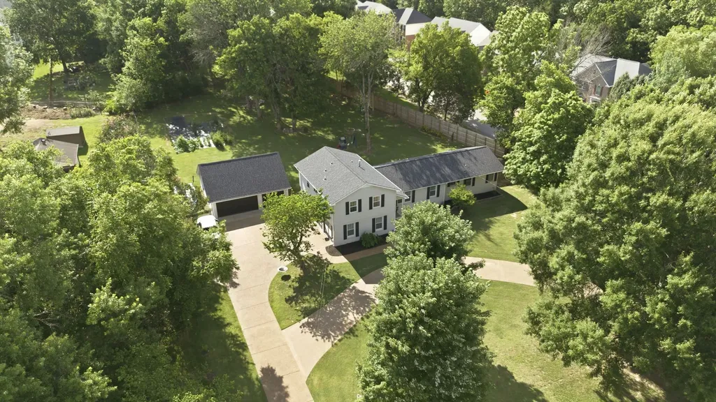 6544 Redmond Lane Nashville TN 37211