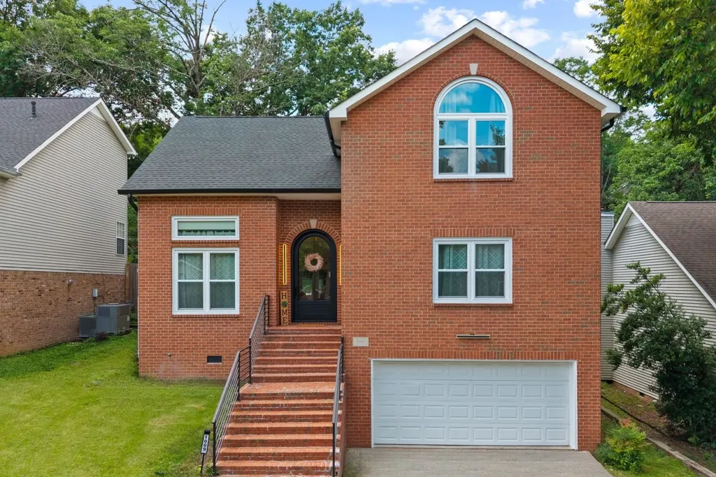1009 Elmshade Lane Nashville TN 37211