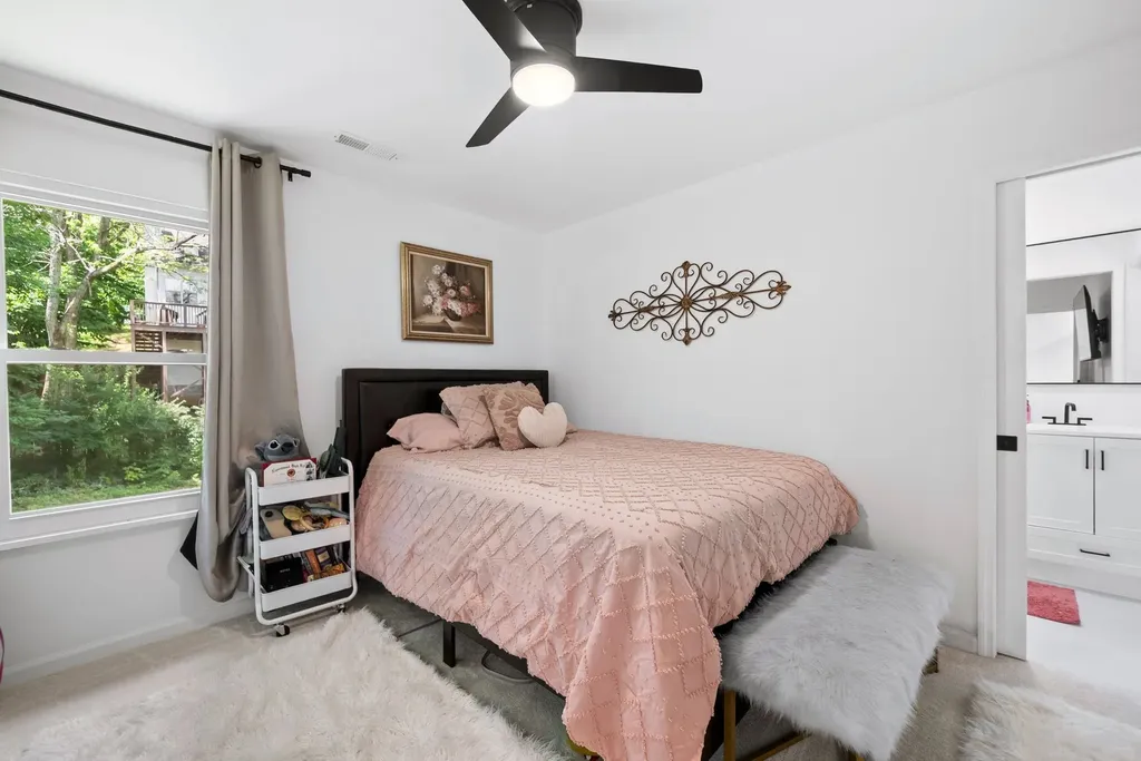 1009 Elmshade Lane Nashville TN 37211