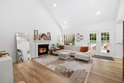 1009 Elmshade Lane Nashville TN 37211