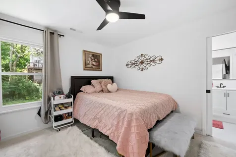 1009 Elmshade Lane Nashville TN 37211