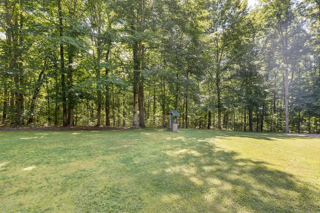 1065 Lee Greer Road Ashland City TN 37015