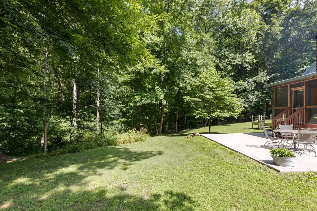 1065 Lee Greer Road Ashland City TN 37015