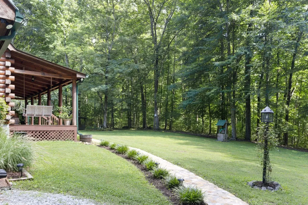 1065 Lee Greer Road Ashland City TN 37015