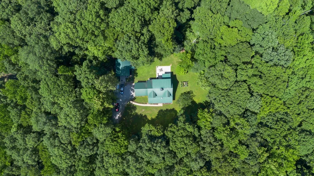 1065 Lee Greer Road Ashland City TN 37015