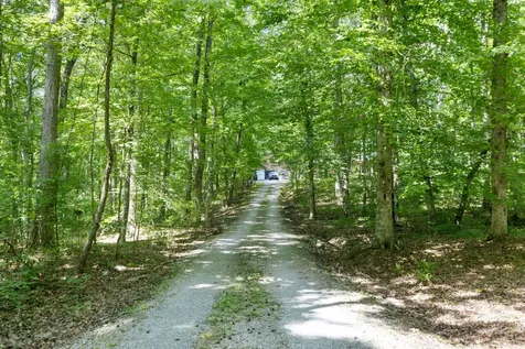 1065 Lee Greer Road Ashland City TN 37015