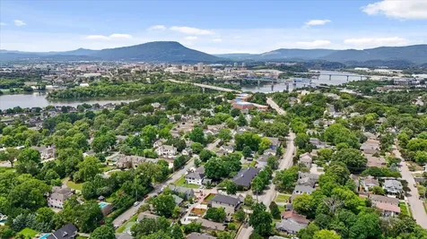 616 Barton Avenue Chattanooga TN 37405