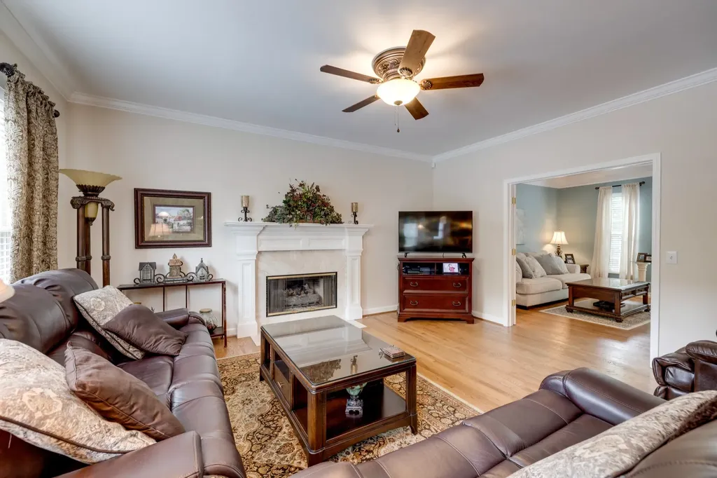 785 Glen Oaks Drive Franklin TN 37067
