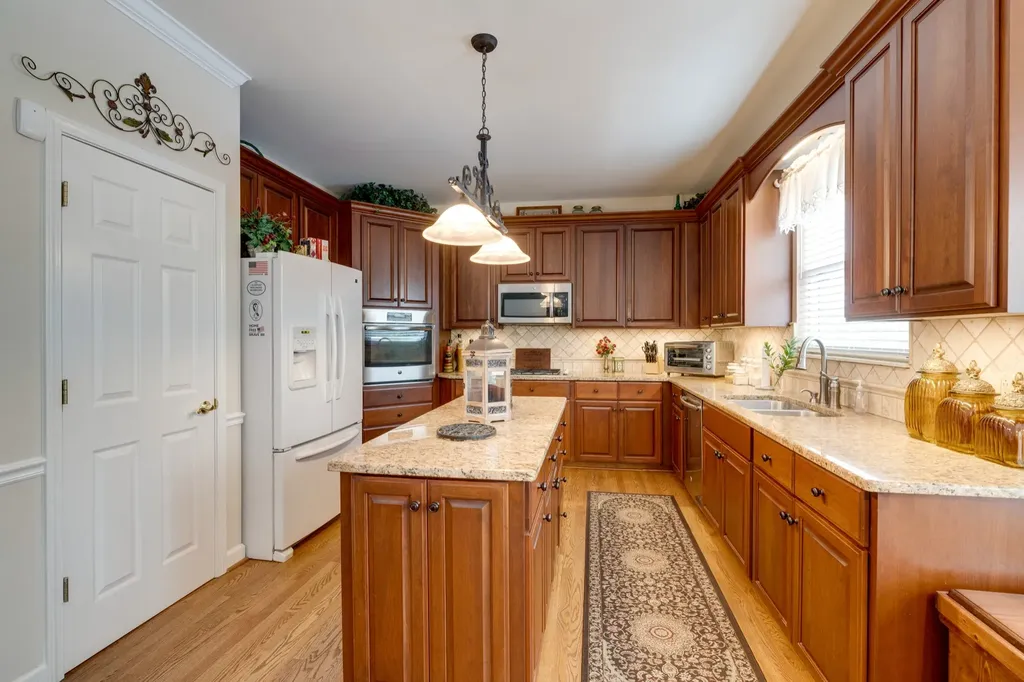 785 Glen Oaks Drive Franklin TN 37067