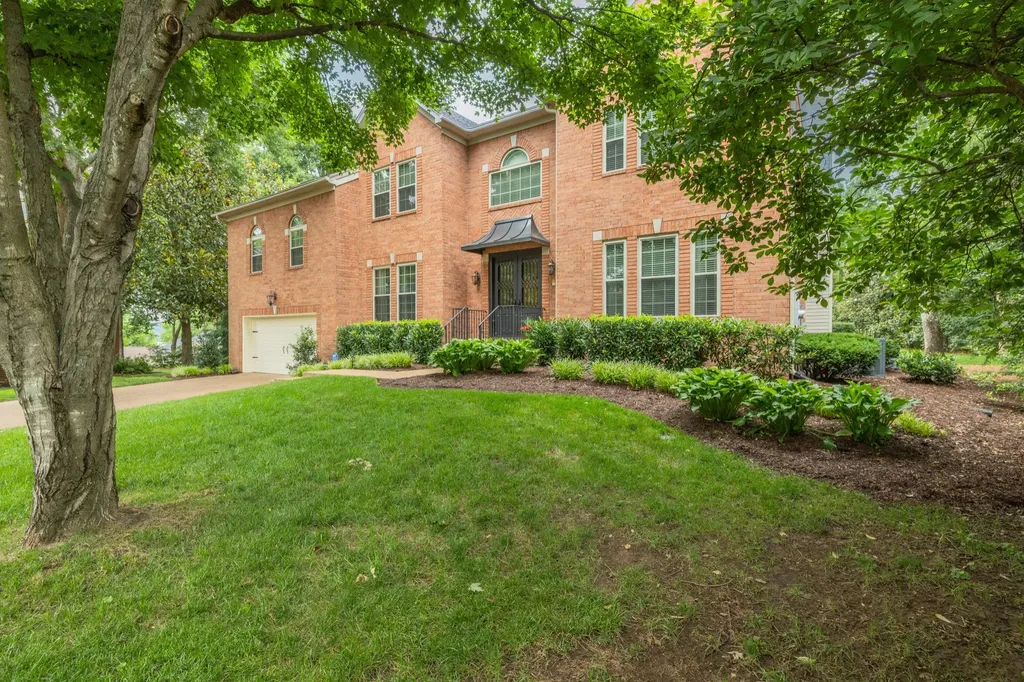 785 Glen Oaks Drive Franklin TN 37067