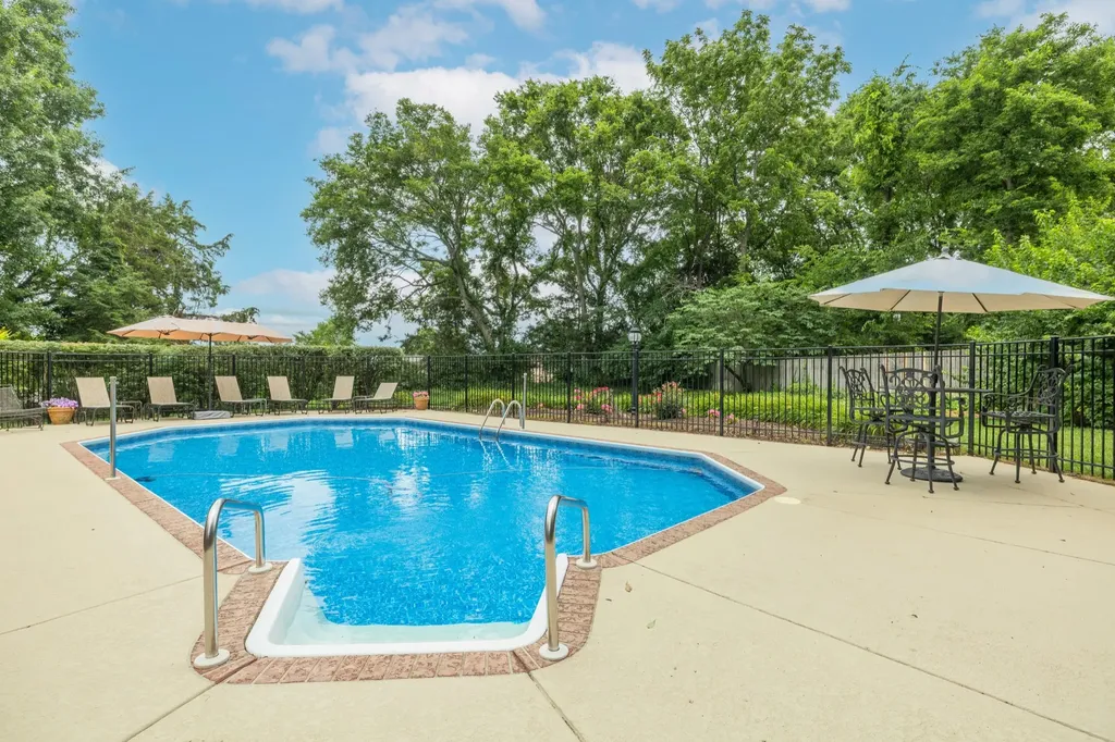 785 Glen Oaks Drive Franklin TN 37067