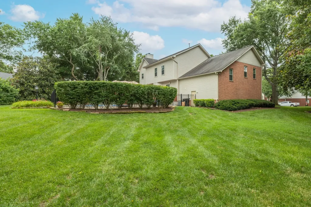 785 Glen Oaks Drive Franklin TN 37067