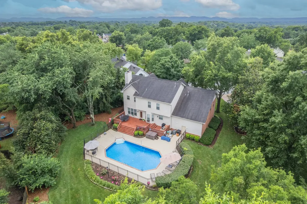785 Glen Oaks Drive Franklin TN 37067