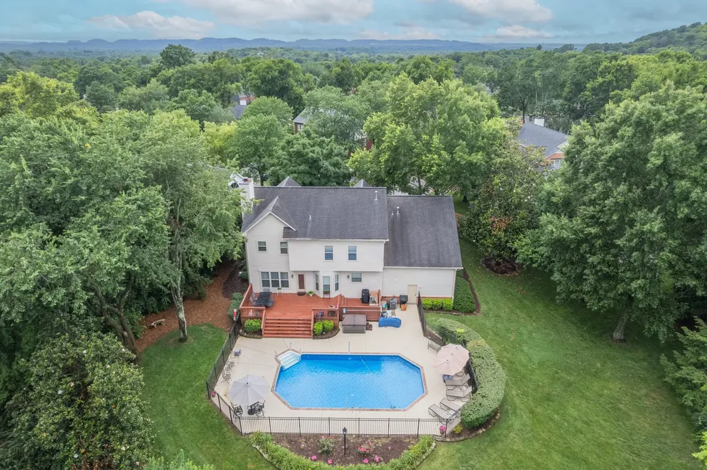 785 Glen Oaks Drive Franklin TN 37067
