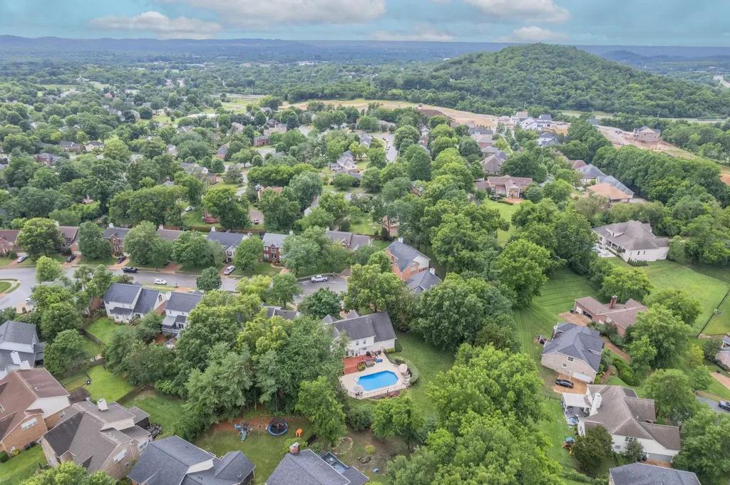 785 Glen Oaks Drive Franklin TN 37067