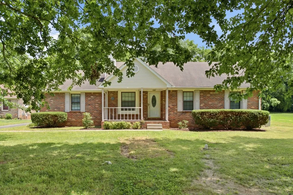 10044 Roanoke Drive Murfreesboro TN 37129