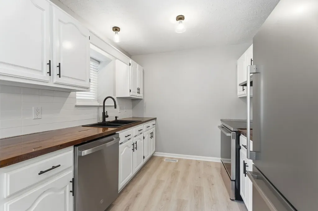 10044 Roanoke Drive Murfreesboro TN 37129