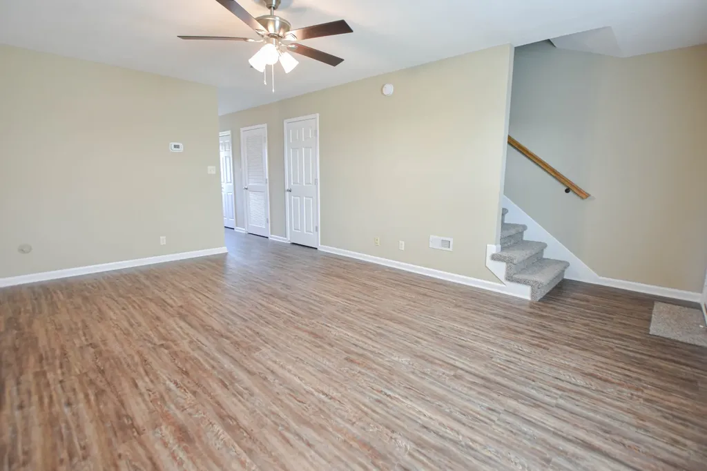 1030 W Creek Coyote Trail Clarksville TN 37042